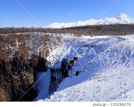 冬のフラペの滝 冬のフラペの滝 135299278