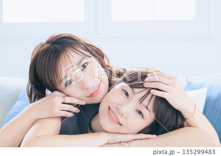 女性ビューティー 135299483