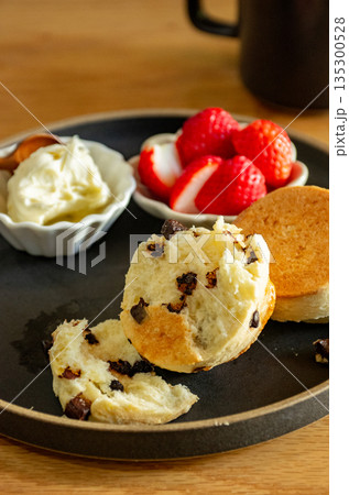 スコーン スコーン 135300528