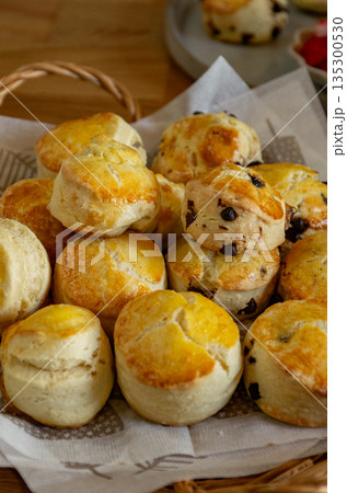 スコーン スコーン 135300530