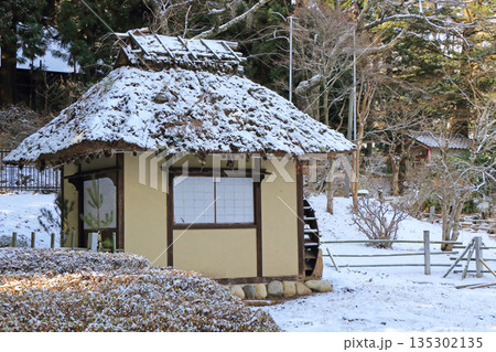安曇野　松尾寺の水車小屋 135302135