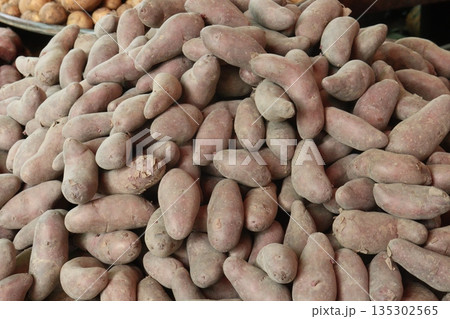 Potato on shop for sell are cash crops Potato on shop for sell are cash crops 135302565