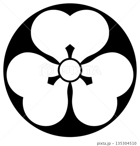 川井久定の家紋です。石持地抜片喰といいます。 135304510