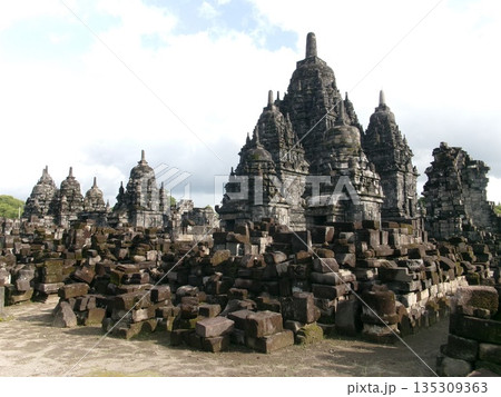 プランバナン寺院群 sewu temple プランバナン寺院群 sewu temple 135309363