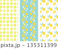 レトロ風のシンプルでポップなレモンのパターン　3種 135311399