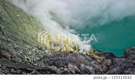Beautiful view of Mount Ijen crater, Banyuwangi, East Java, Indonesia Beautiful view of Mount Ijen crater, Banyuwangi, East Java, Indonesia 135313032