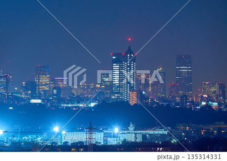 東京都世田谷区方面の夜景 135314331