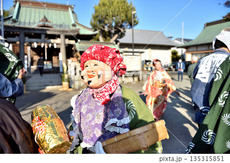 寒川一之宮八幡大神の縁起物獅子舞 135315851