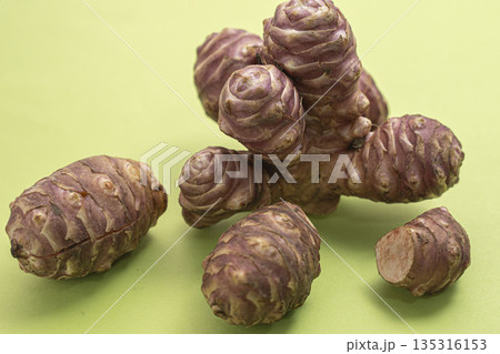 きくいも 菊芋　美味しい日本の食材 135316153