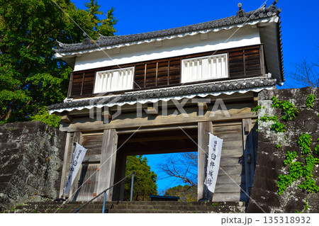 臼杵城　大門櫓 135318932