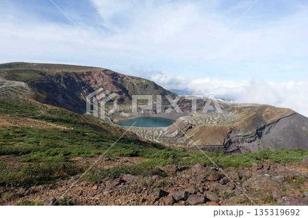 御釜　お釜　蔵王 135319692