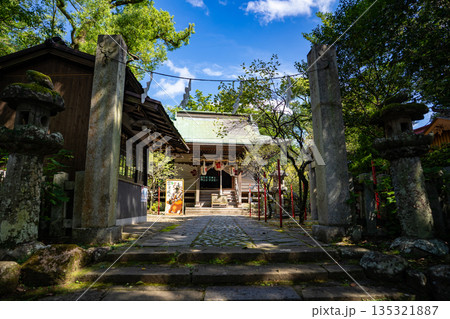 松森天満宮の拝殿の風景(長崎市) 松森天満宮の拝殿の風景(長崎市) 135321887