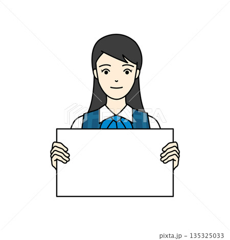 ホワイトボードを持って微笑む事務服姿の女性会社員 ホワイトボードを持って微笑む事務服姿の女性会社員 135325033