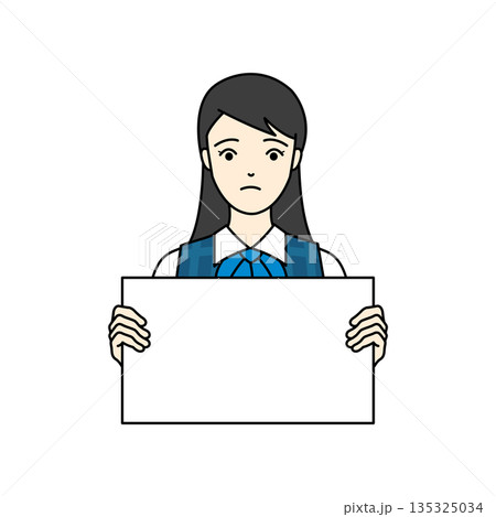 ホワイトボードを持って悲しげに困る事務服の女性 ホワイトボードを持って悲しげに困る事務服の女性 135325034