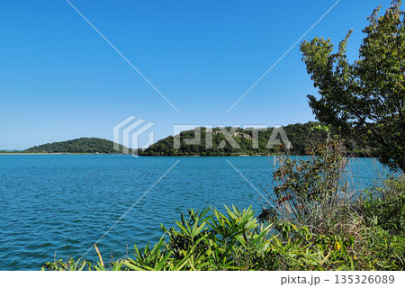 平荘湖の風景(兵庫県加古川市) 平荘湖の風景(兵庫県加古川市) 135326089