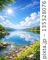 晴れた日の湖 135328076
