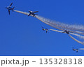 ブルーインパルスの曲技飛行 ブルーインパルスの曲技飛行 135328318