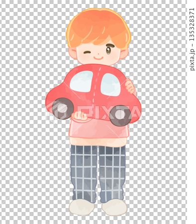 車のぬいぐるみを持つ子供　男の子 135328371