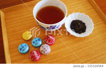 中国茶と茶葉 135328564