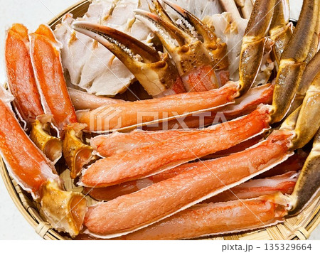 ふるさと納税返礼品のズワイガニ解凍11 135329664