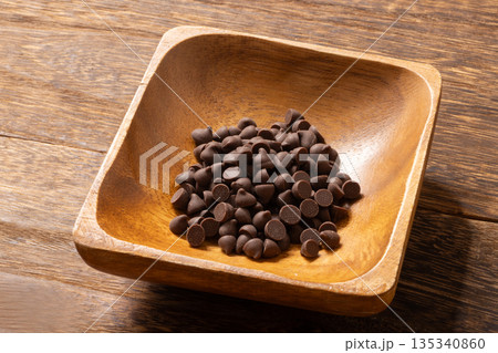 チョコチップ 製菓材料 チョコチップ 製菓材料 135340860