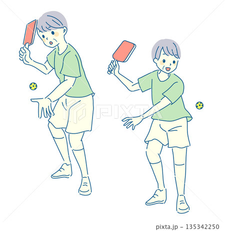 ピックルボールを楽しむ老人男性のイラストセット 135342250