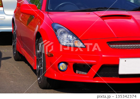 自動車イメージ　トヨタセリカ7代目のフロントマスク 135342374