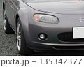 日本のスポーツカー　マツダ3代目ロードスターのフロントマスク 135342377
