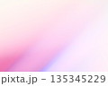 ピンク、紫色系　ゆるやかなラインの抽象的背景 135345229