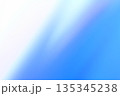 青、紫色系　ゆるやかなラインの抽象的背景 135345238