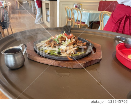 ステーキファヒータス 135345795