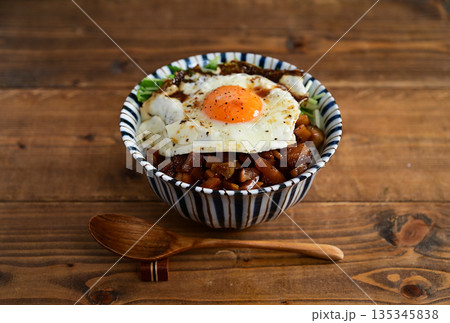 焼き豚メンマ丼 135345838