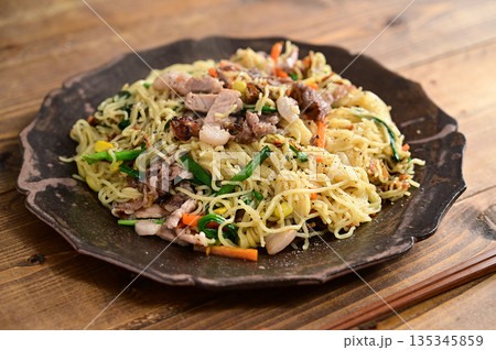 塩焼きそば 塩焼きそば 135345859