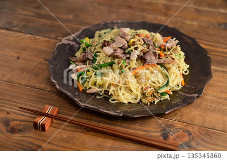 塩焼きそば 塩焼きそば 135345860