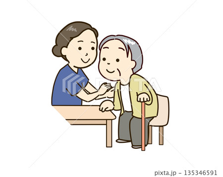 立ち上がる高齢者と支える看護師 135346591