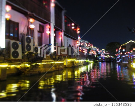 中国 蘇州 山塘街 夜景 ジオラマ風 中国 蘇州 山塘街 夜景 ジオラマ風 135348559
