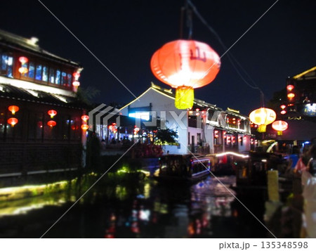 中国 蘇州 山塘街 夜景 ジオラマ風 中国 蘇州 山塘街 夜景 ジオラマ風 135348598