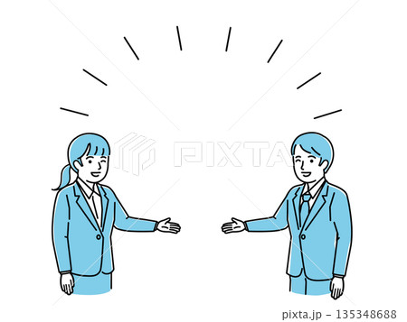 スーツの男女が中央を案内するイラスト・どうぞ・ビジネス・ペア・コピースペース・ベクター 135348688