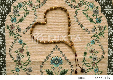 vintage background with ornate elegant abstract floral ornament 135350515