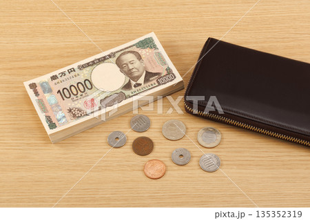 一万円札イメージ 一万円札イメージ 135352319