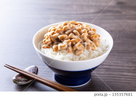 納豆ごはん 納豆ごはん 135357681