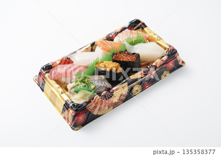 握り寿司　弁当 135358377