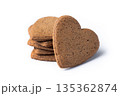 Heart-shaped gingerbread cookies 135362874