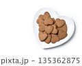 Heart-shaped gingerbread cookies 135362875