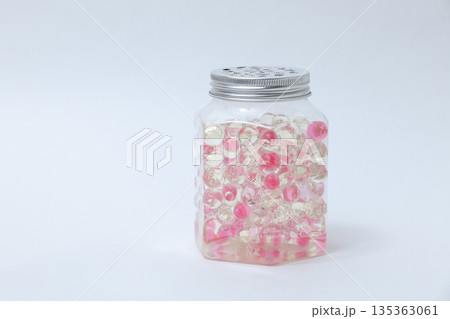 消臭剤, 消臭, 生活雑貨, 生活用品, 日常品, 生活, 日用品, ライフスタイル, 掃除, 匂い 消臭剤, 消臭, 生活雑貨, 生活用品, 日常品, 生活, 日用品, ライフスタイル, 掃除, 匂い 135363061