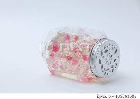 消臭剤, 消臭, 生活雑貨, 生活用品, 日常品, 生活, 日用品, ライフスタイル, 掃除, 匂い 消臭剤, 消臭, 生活雑貨, 生活用品, 日常品, 生活, 日用品, ライフスタイル, 掃除, 匂い 135363088