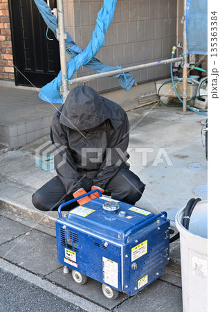 住宅の外壁 コーキング・シーリングの打ち直し 充填 下地処理 外壁塗装工事 リフォーム 住宅の外壁 コーキング・シーリングの打ち直し 充填 下地処理 外壁塗装工事 リフォーム 135363384