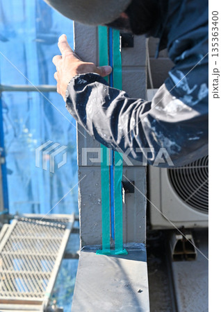 住宅の外壁 コーキング・シーリングの打ち直し 充填 下地処理 外壁塗装工事 リフォーム 住宅の外壁 コーキング・シーリングの打ち直し 充填 下地処理 外壁塗装工事 リフォーム 135363400