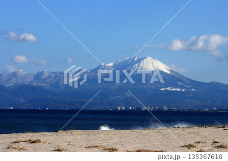 冬の美保湾 135367618