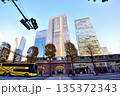 東京駅丸の内南口の観光バス乗り場付近の景色 135372343